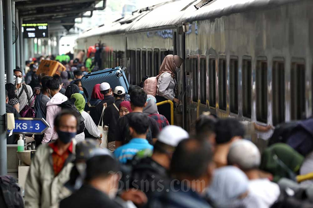 Ada Proyek Eskalator di Stasiun Pasar Senen, 21 KA Berhenti di Jatinegara per 6 Mei