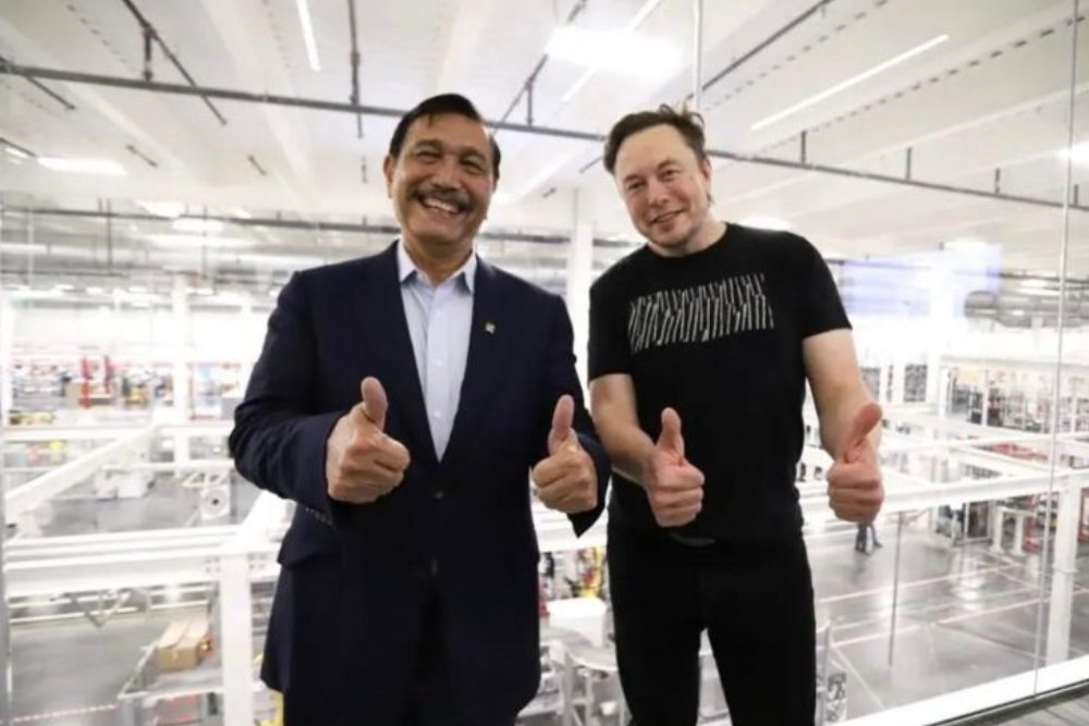 Apa Kabar Rencana Investasi Tesla di Indonesia? Begini Kata Luhut