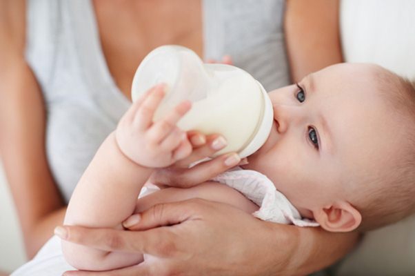 Viral ASI Diolah Jadi Bubuk, Amankah Bagi Bayi?