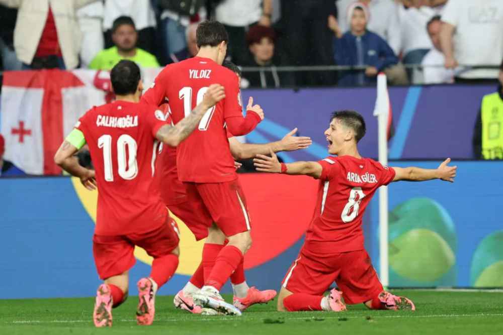 Hasil Euro 2024 Turki vs Georgia: Gol Cantik Akturkoglu dan Guler Bawa Turki Menang 3-1