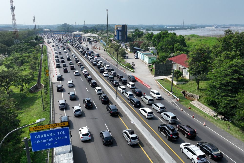 Imbas Konvoi Pendukung Persib, Jasa Marga Alihkan Exit Tol Pasteur ke GT Tol Baros