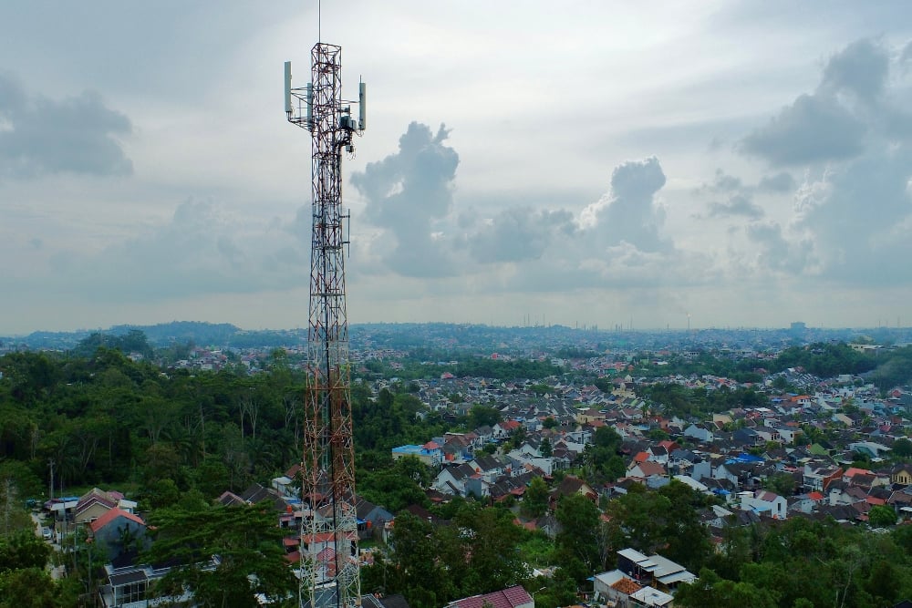 Luhut Sebut Starlink Gantikan BTS, Ini Jumlah Menara yang Dibangun TOWR – MTEL