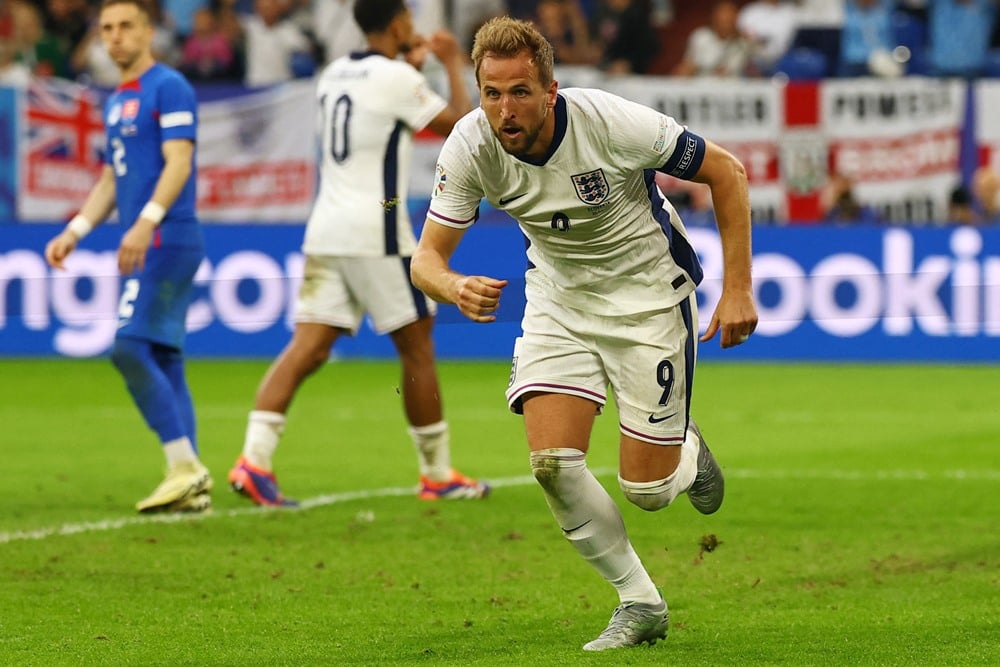 Hasil Inggris vs Slovakia: Gol Sundulan Kane Bawa Three Lions Comeback