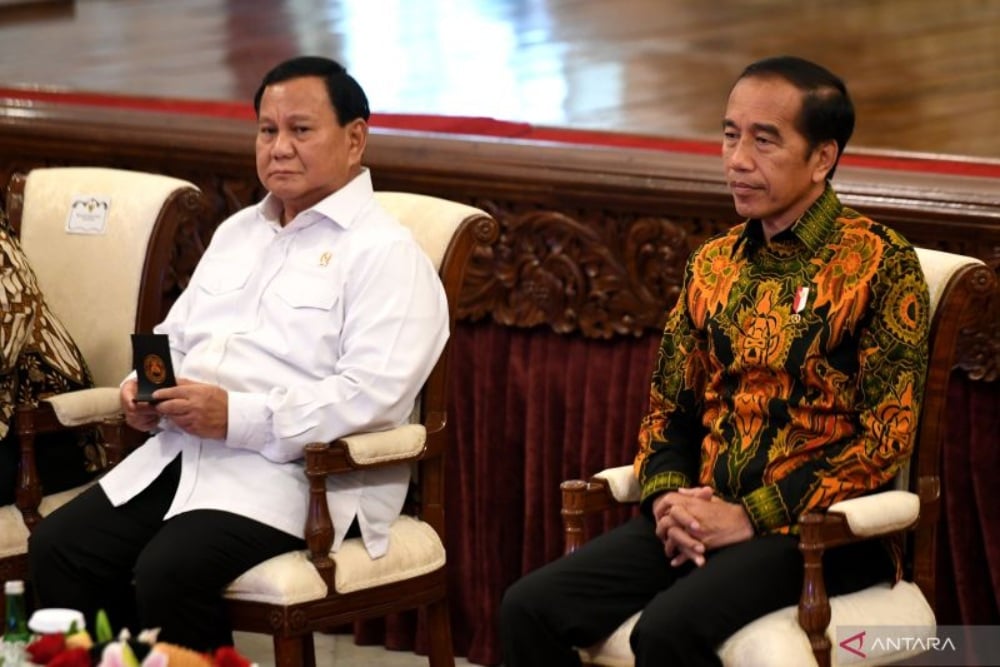 Indef: 72,5% Warganet Pesimistis Prabowo Bisa Bereskan Warisan Utang Jokowi