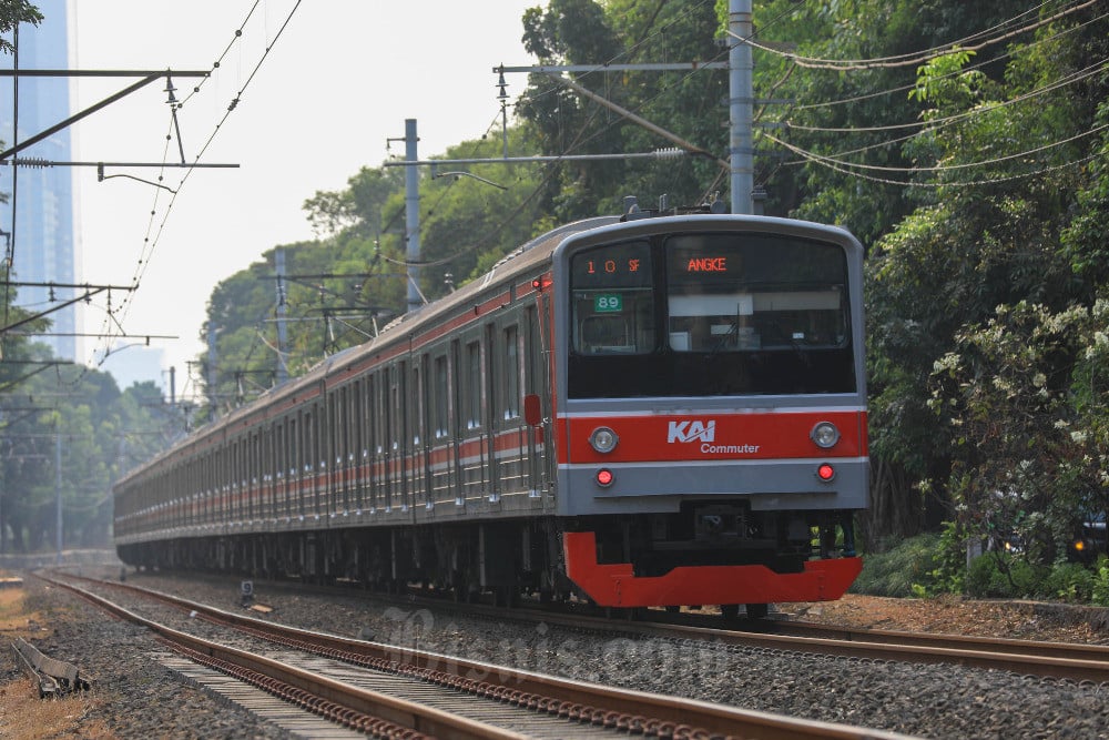 KAI Tambah 8 Trainset KRL Impor China, Kemenhub Angkat Bicara