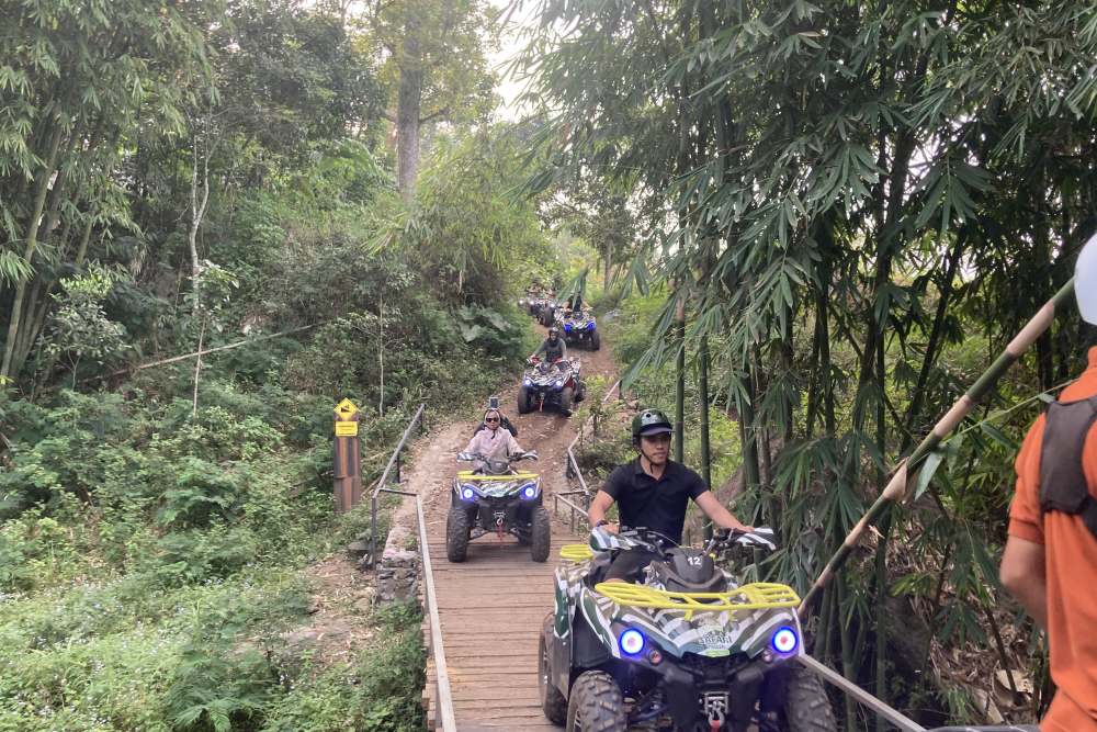 Menjajal Dua Wahana Baru Taman Safari Prigen, ATV dan Enchanting Forest