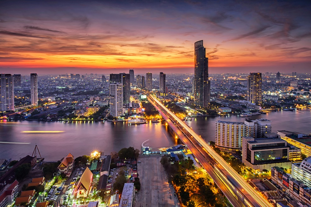 Tarik Lebih Banyak Turis, Thailand Bebaskan Visa untuk 93 Negara
