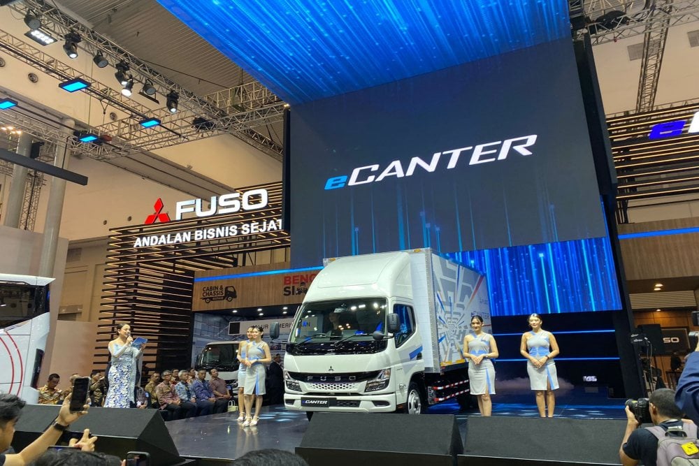 Jurus Mitsubishi Fuso Pasarkan Truk Listrik Saat Infrastruktur Minim