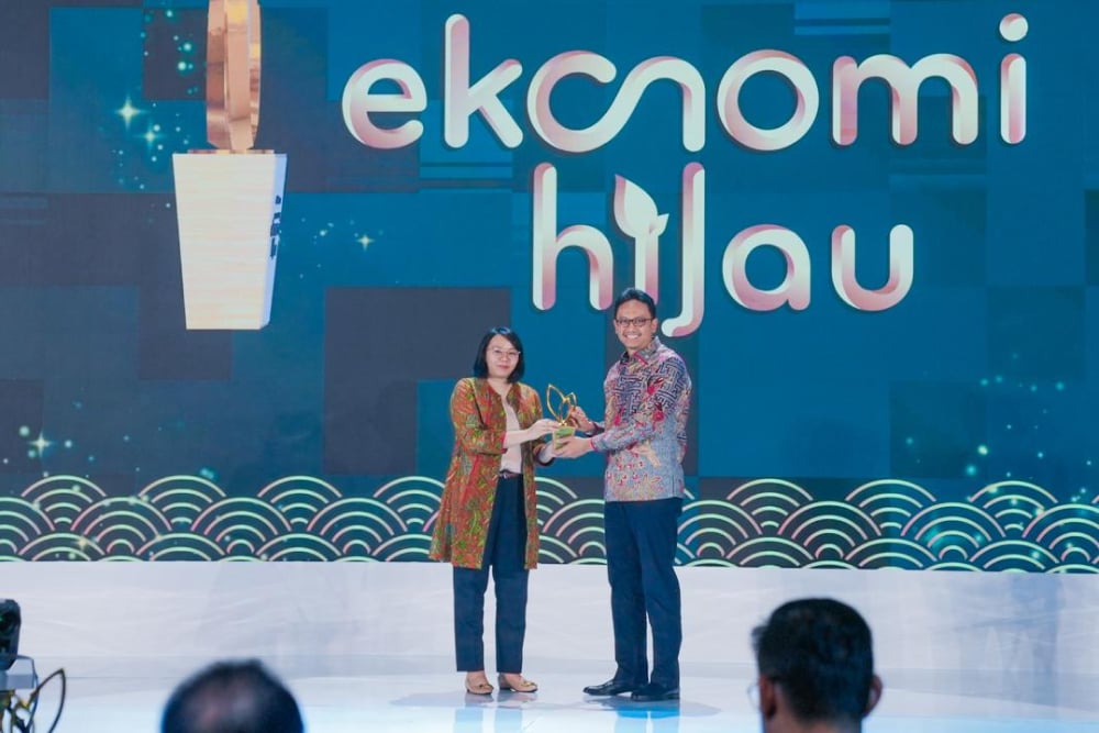 PTPP Raih Tiga Penghargaan di Anugerah Ekonomi Hijau dan TJSL & CSR Award