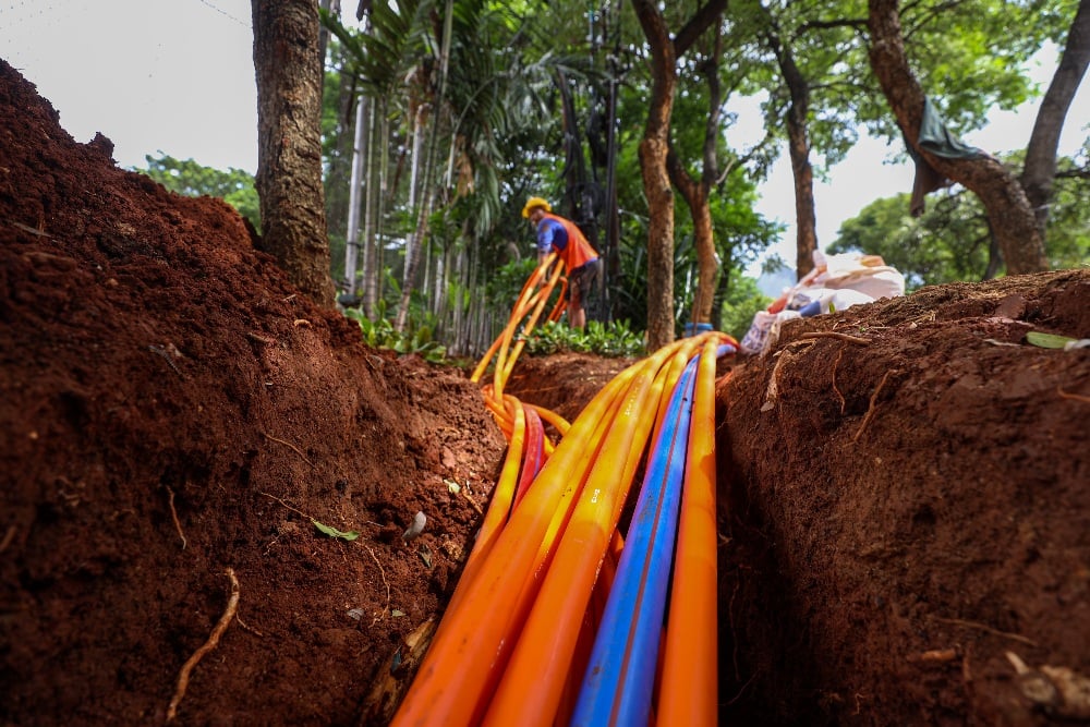 Starlink Masuk RI, APJII: Sampai Kiamat Fiber Optic yang Terbaik