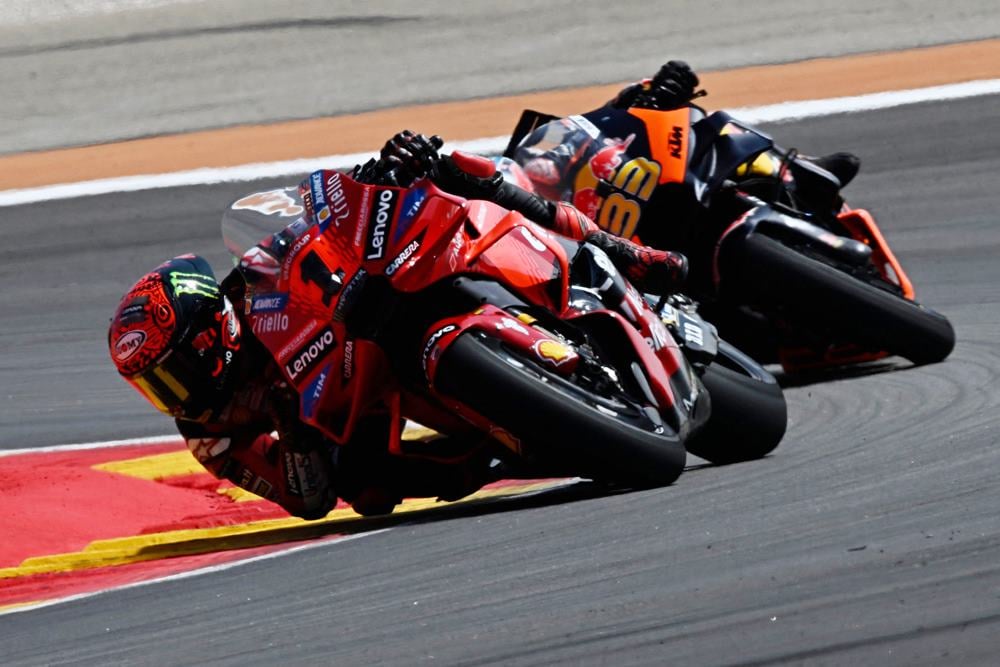 Live: Live Hasil Sprint Race MotoGP Mandalika 2024: Bagnaia Juara, Martin Posisi 10