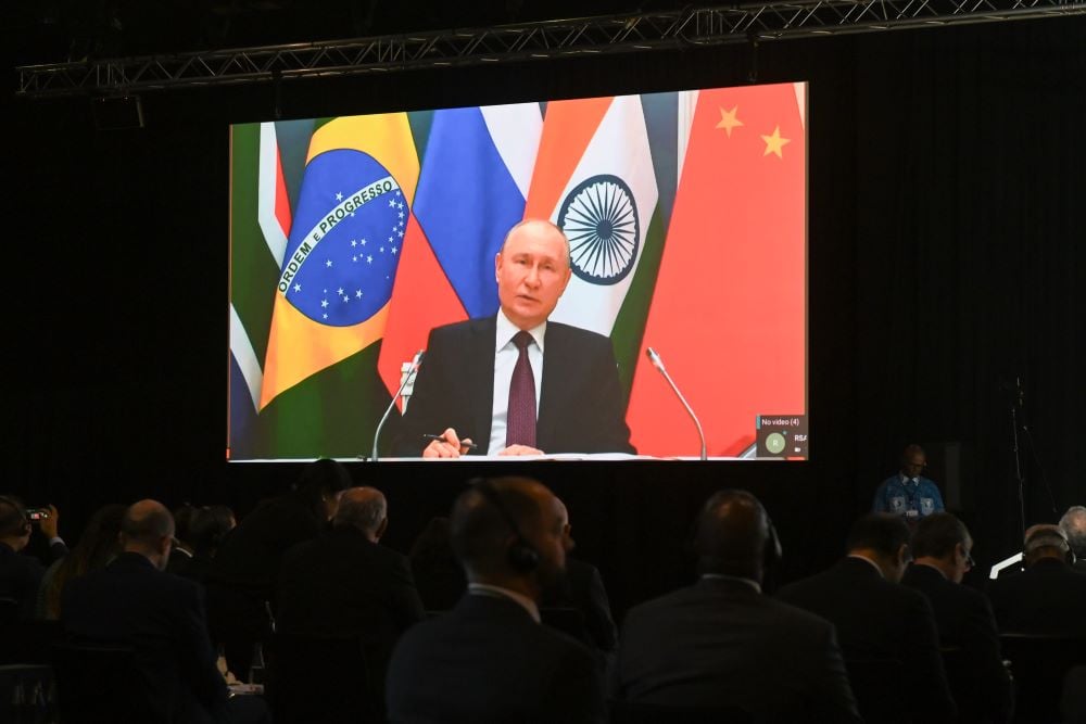 BRICS Buang Dolar AS, Putin hingga Xi Jinping Sepakat Transaksi Pakai Mata Uang Lokal