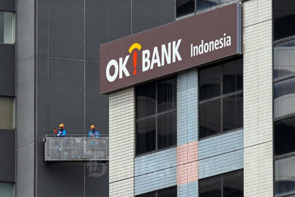 Masuk Pantauan Bursa, Saham Bank Oke Indonesia (DNAR) Anjlok 13,17%