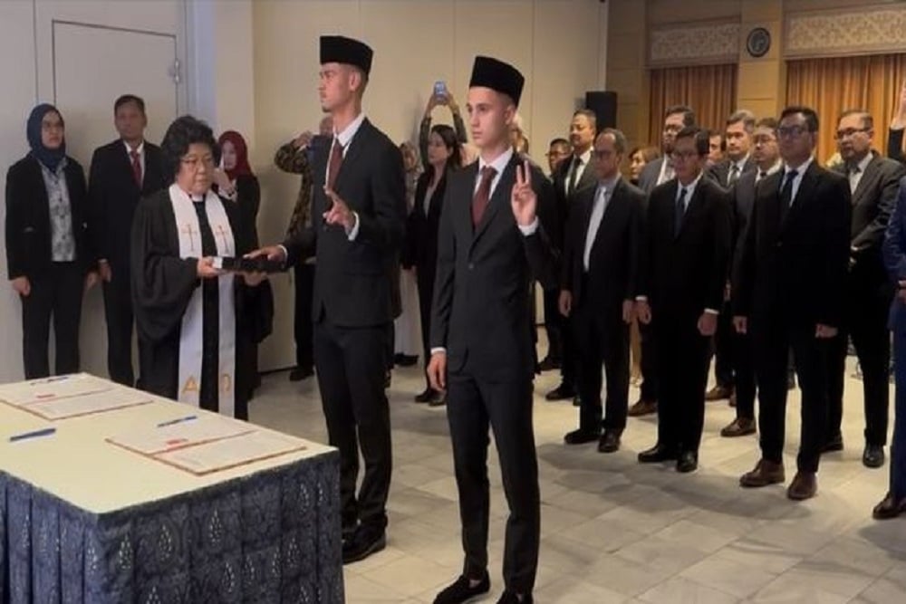 Mees Hilgers dan Eliano Reijnders Resmi Jadi WNI, Ini Harapan Erick Thohir