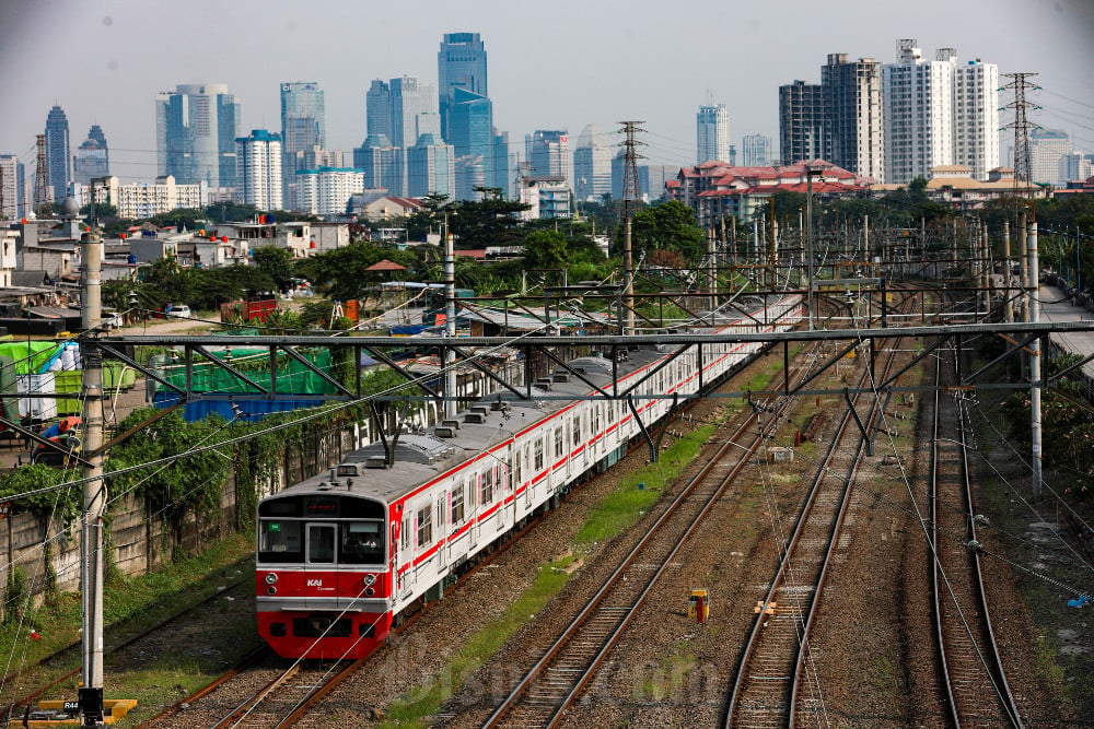 Tarif Spesial Rp1, KAI Catat Pengguna KRL dan LRT Jabodebek Tembus 1,5 Juta Penumpang