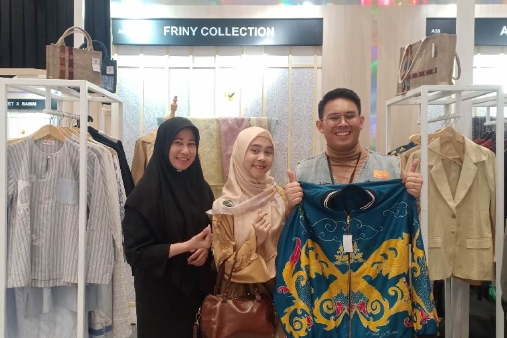 Friny Collection Mampu Raih Omzet Puluhan Juta Setiap Bulan