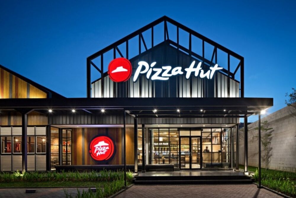 Rugi Pizza Hut Kian Bengkak, PZZA Ungkap Dampak Konflik Timur Tengah