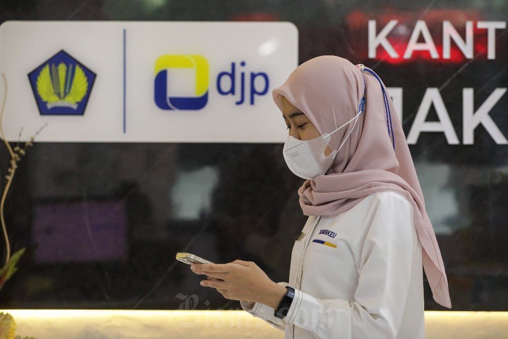 Wanti-Wanti Ekonom Core jika Tarif PPN dan PPh Naik per 2025